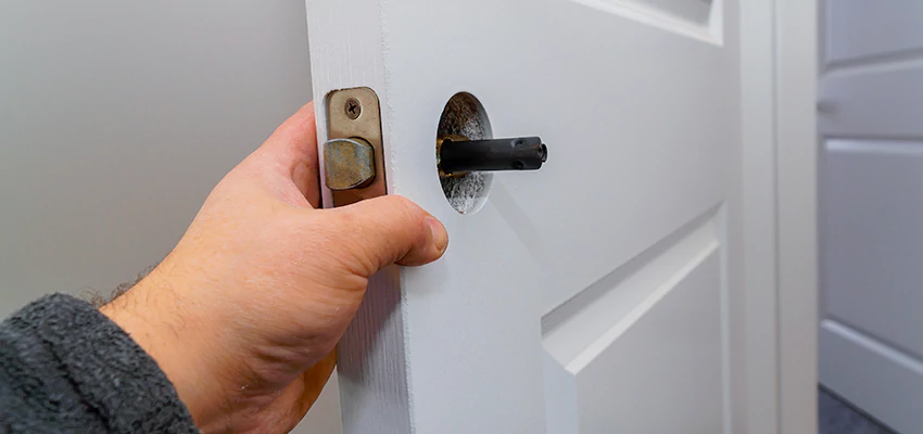 Nighttime Locksmith For Lock Repair in Fort Pierce, FL