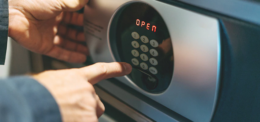 Cash Safe Openers in Fort Pierce, Florida