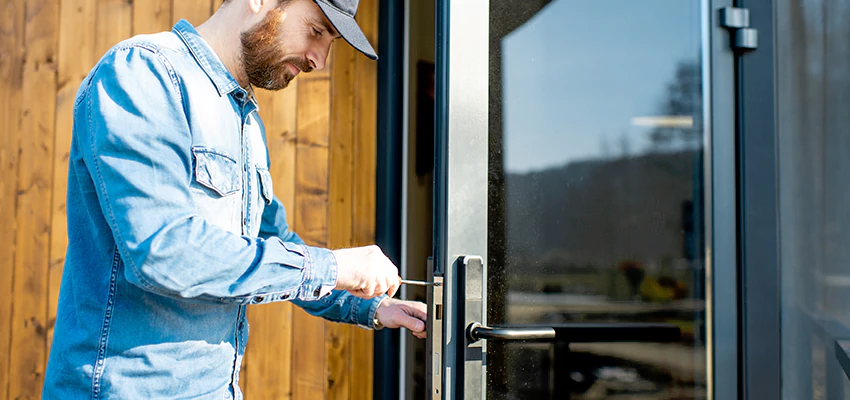 Frameless Glass Storefront Door Locks Replacement in Fort Pierce, FL