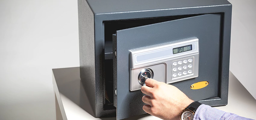 Jewelry Safe Unlocking Service in Fort Pierce, Florida