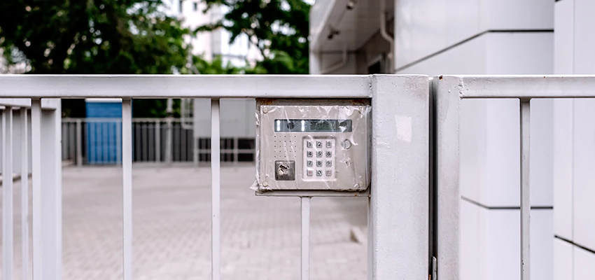 Gate Locks For Metal Gates in Fort Pierce, Florida