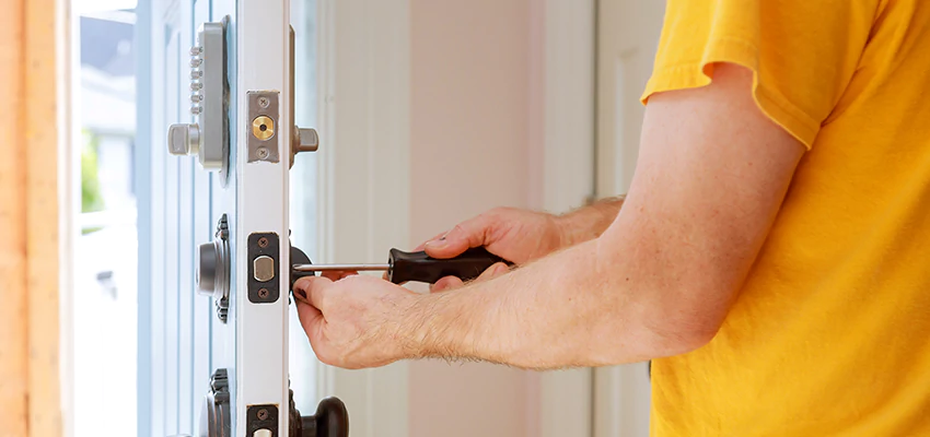 Eviction Locksmith For Key Fob Replacement Services in Fort Pierce, FL